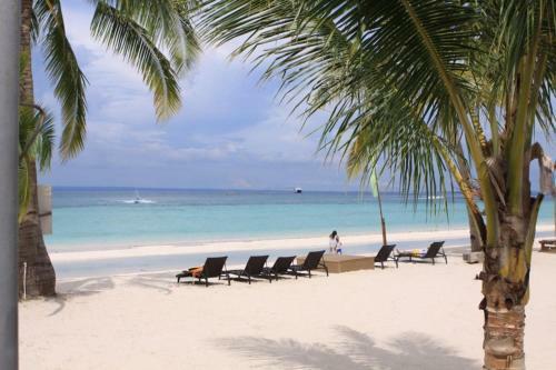 Hotel Anika Island Resort
