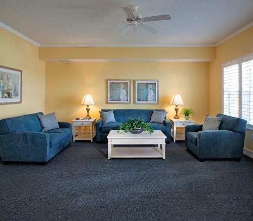 Hotel Bluewater Resort And Marina By Spinnaker