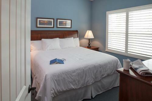 Hotel Bluewater Resort And Marina By Spinnaker