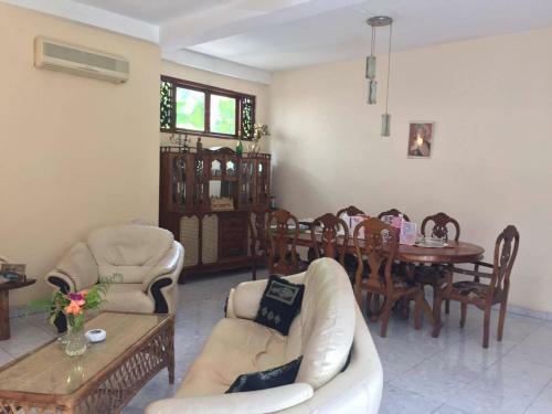 Hostal Palm Grove