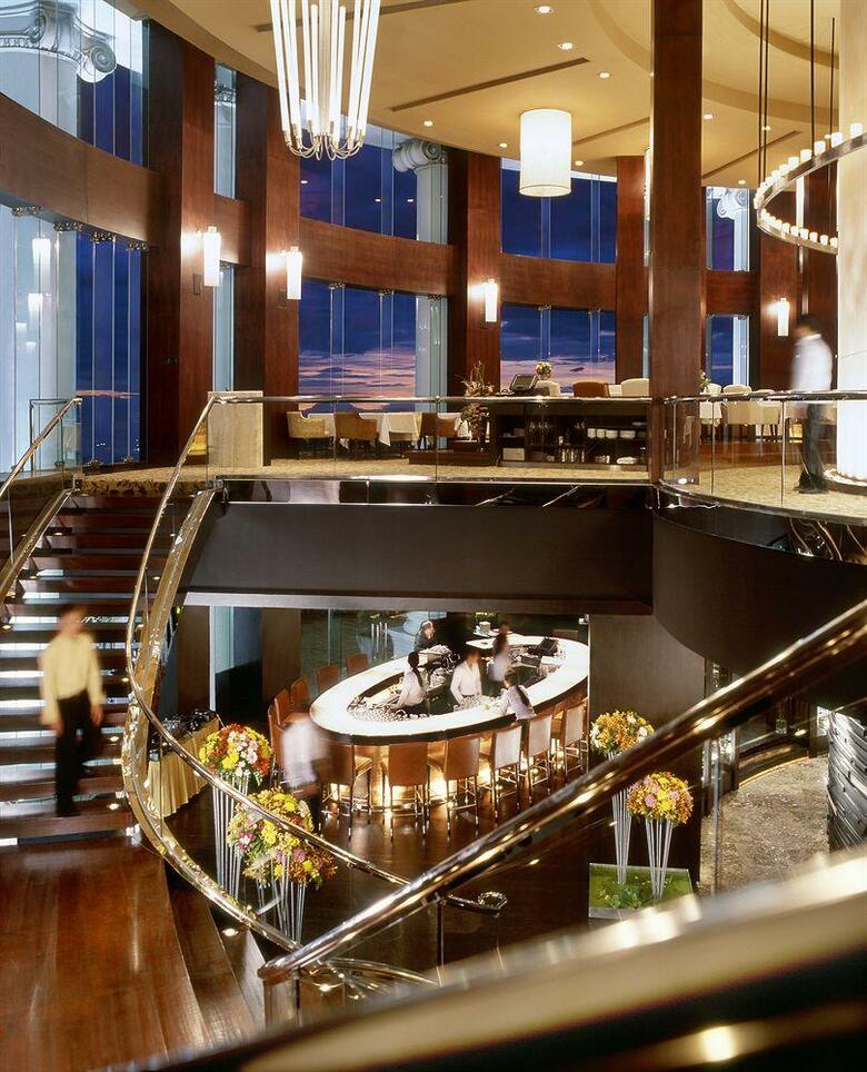 Hotel Lebua At State Tower