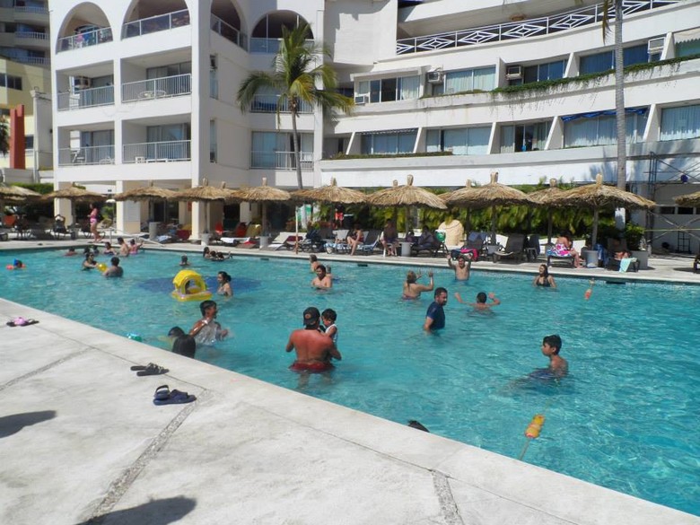 Hotel Las Torres Gemelas Suites&beach Resort