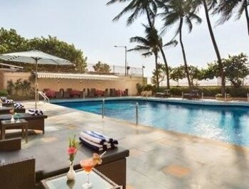 Hotel Ramada Plaza Palm Grove