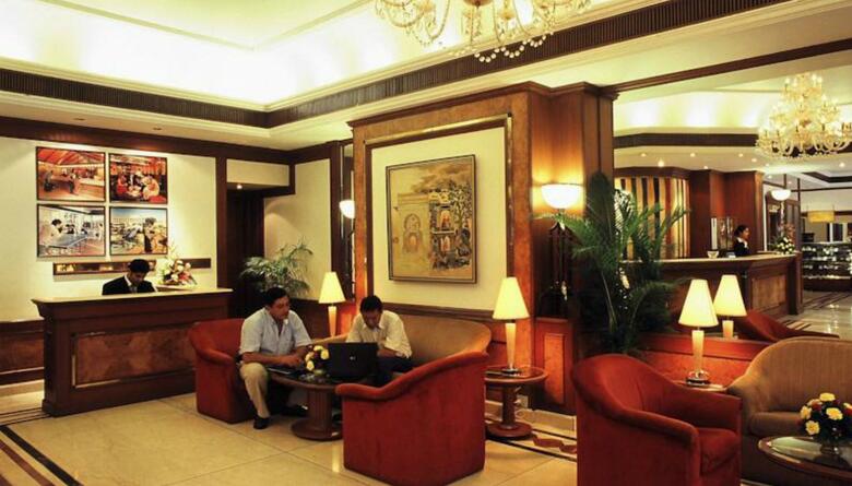 Hotel Fariyas