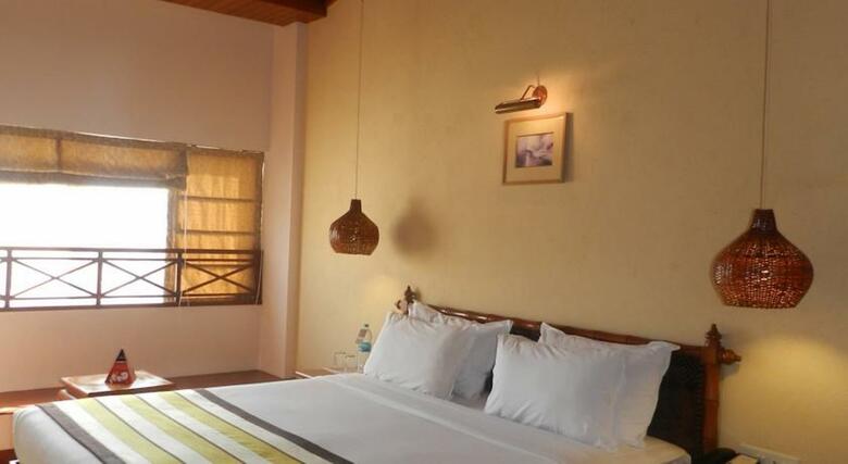 Hotel Fariyas