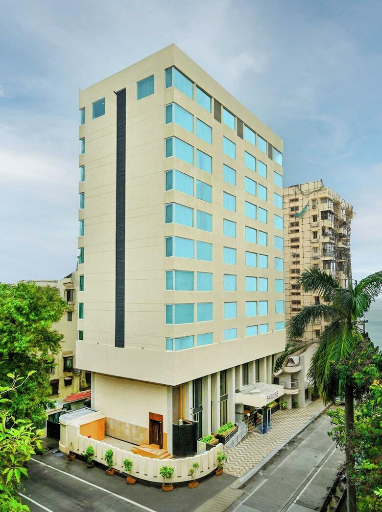 Hotel Fariyas