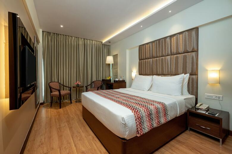 Hotel Fariyas