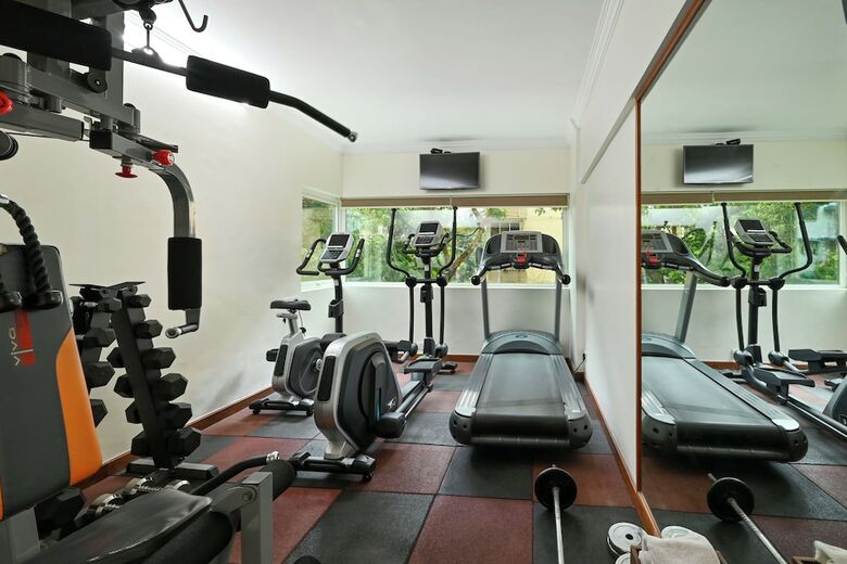Hotel Fariyas