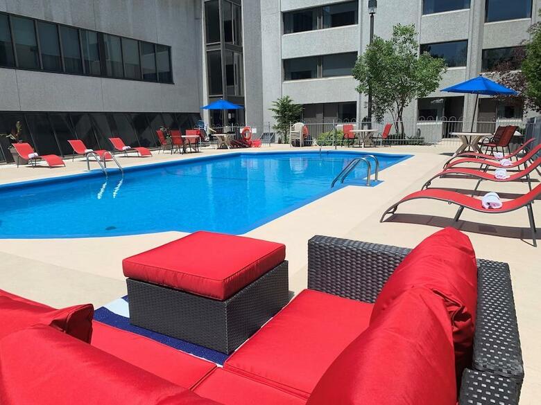 Hotel Universel Montreal