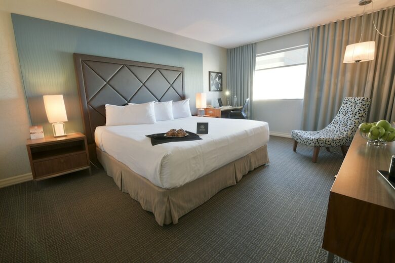 Hotel Universel Montreal