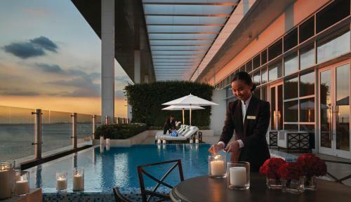 Hotel Solaire Resort & Casino