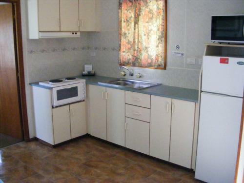 Cobar Caravan Park