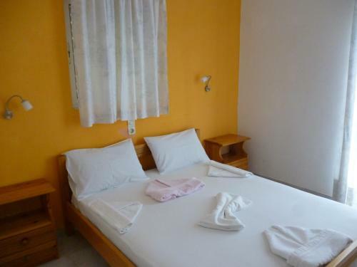 Hostal Babis Taverna & Rooms