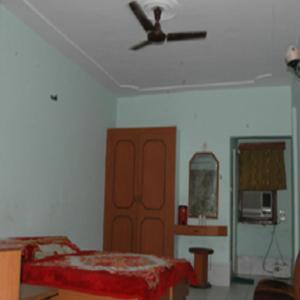 Hotel Viren International