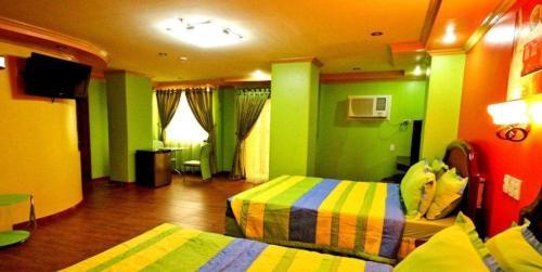 C & L Sea View Hotel