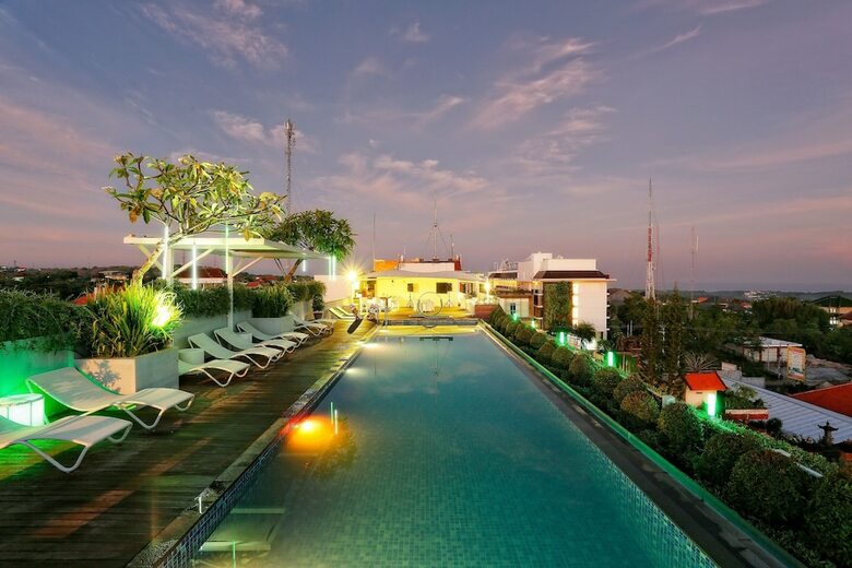 Hotel Maxonehotels At Bukit Jimbaran