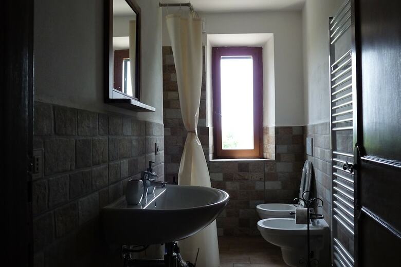 Hostal Agriturismo Podere Acqualoreto