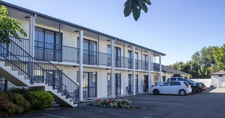 Phoenix Motor Inn