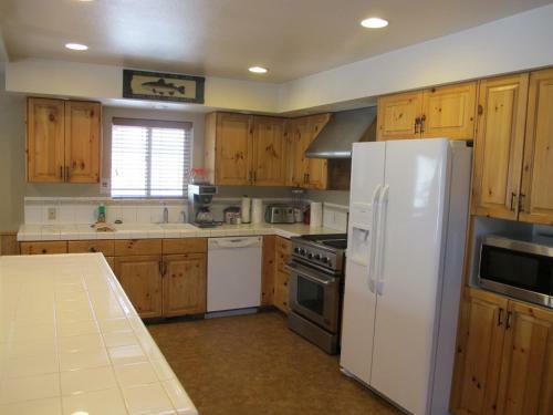 Hotel Convict Lake Resort