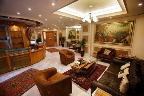 Camelot Hotel
