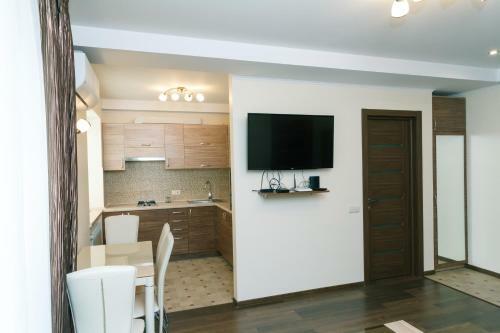 Luxrent Apartments On Lesi Ukrainki - Kiev