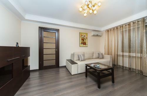 Luxrent Apartments On Lesi Ukrainki - Kiev