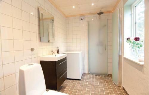 Holiday Home Tingst�te Martebo Kvie