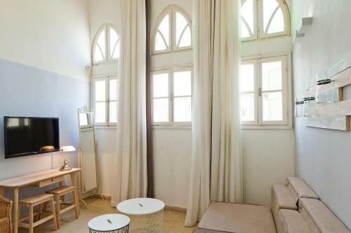 The Clock - Tel Aviv-jaffa Luxury Apartments