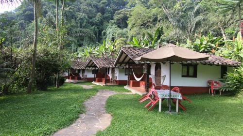 Agroturismo Caba�as La Jicarita