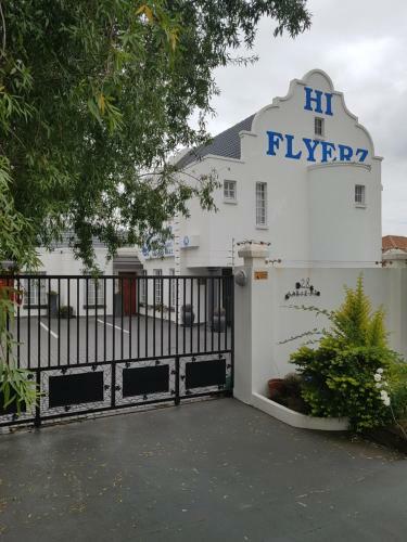 Bed & Breakfast Hiflyerz Guest House
