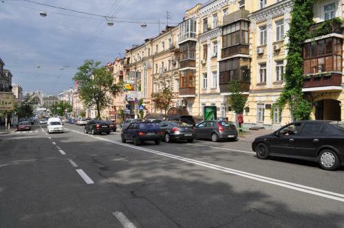Gsm Apartment At Kiev Train Station