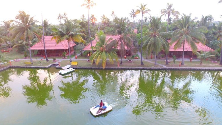 Hotel Kondai Lip Backwater Heritage Resort