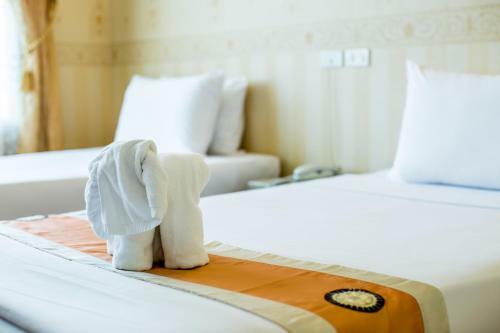 Juntra Resort & Hotel