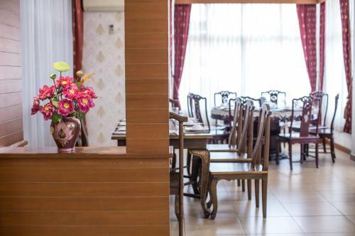 Juntra Resort & Hotel
