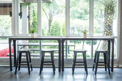 Juntra Resort & Hotel