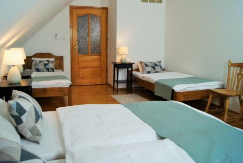 Hostal R�cz Fogad�