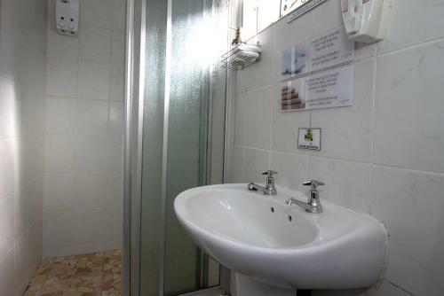 Hostal Akanan Guest House