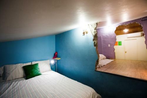 Hostal Sis N Bro Guesthouse