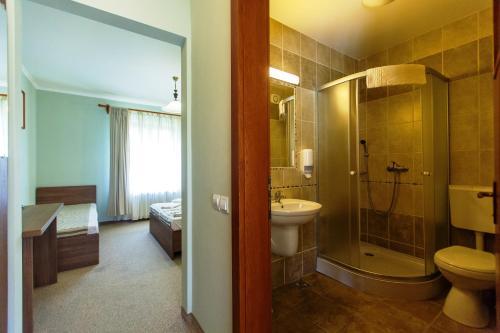 Hostal Bonanza Pensiune & Restaurant