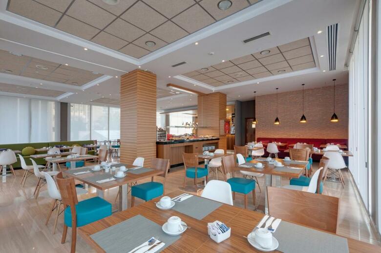Hotel Madrid Chamart�n Affiliated By Meli�
