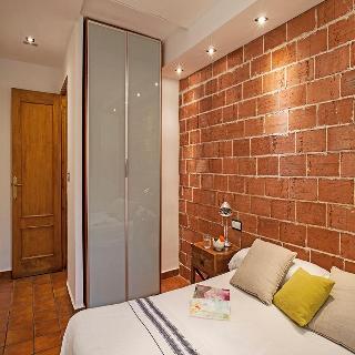 Ainb Las Ramblas-guardia Apartments
