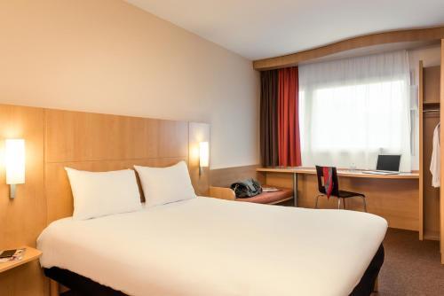 Hotel Ibis Charleville Mezi�res