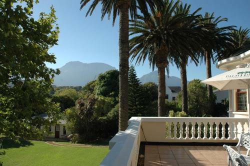 Hostal Palm House Luxury Guest House