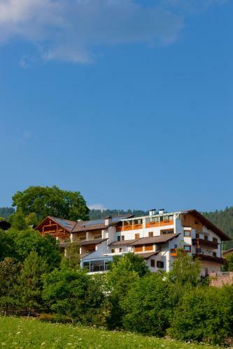 Hostal Hotel Zum L�wen - Al Leone