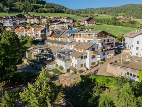Hostal Hotel Zum L�wen - Al Leone