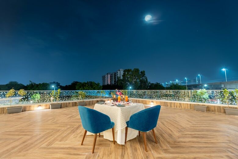 Hotel Aloft Ahmedabad Sg Road