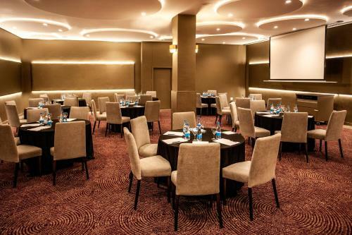 Kalahari Sands Hotel & Casino