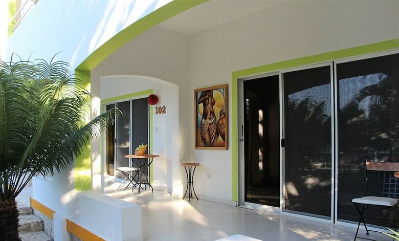 Hotel Kabic Beach Club