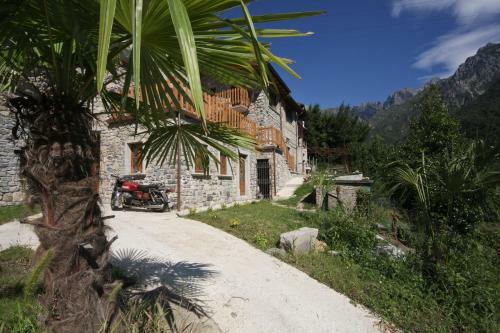 Agroturismo Agriturismo Crotto Di Somana