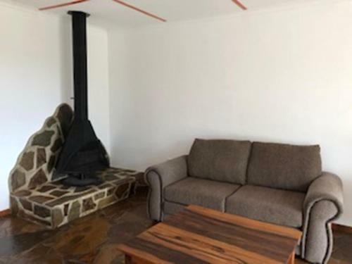 Eagle Rock Guest-farm And Business Lodge